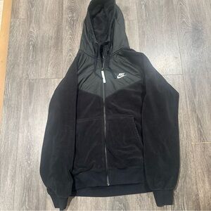 Nike Men's Black and Gray Hooded Windbreaker